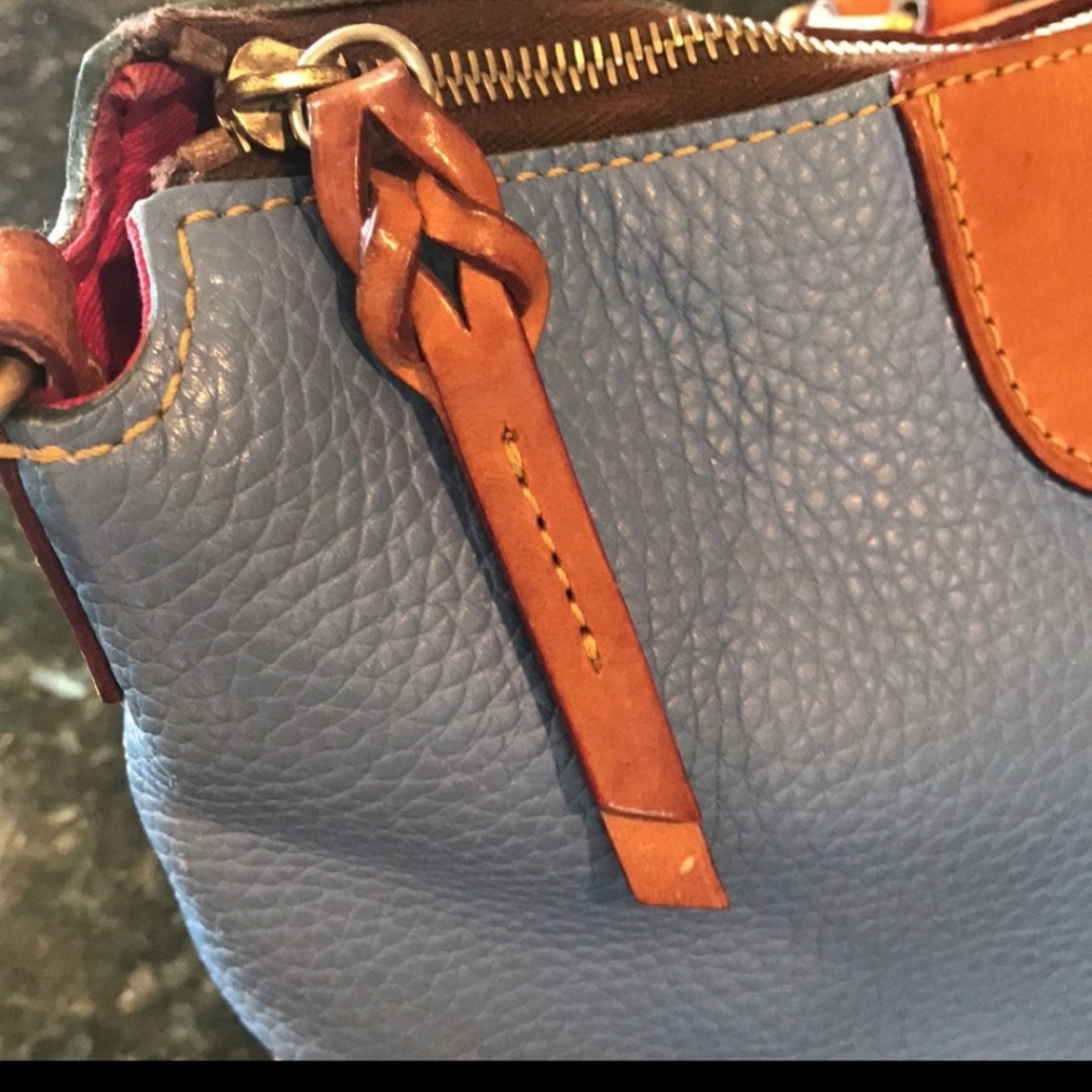 Dooney n Bourke Purse - Picture 3 of 14